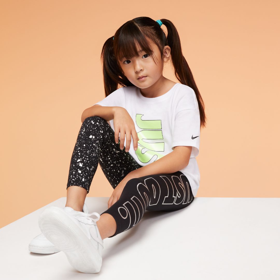  Nike Kids Baby Girl's Script Futura Tee & Shorts Set