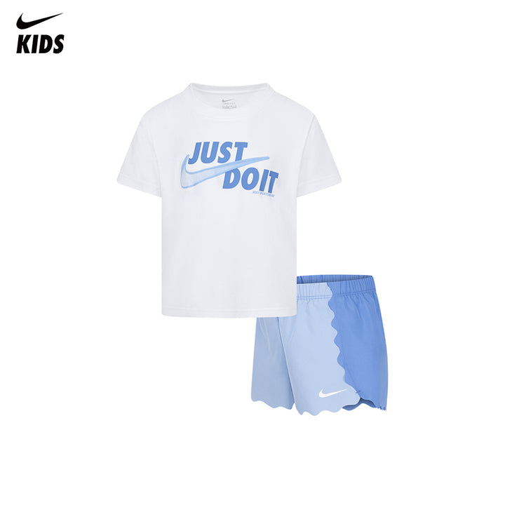 Nike Girls 2-Piece Swoosh Motion Wavy T-Shirt & Shorts Set (Little Kids)