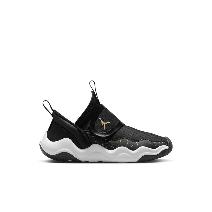Jordan 23/7 Shoes (Little Kids)