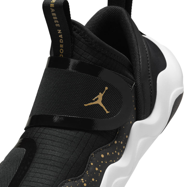 Jordan 23/7 Shoes (Little Kids)
