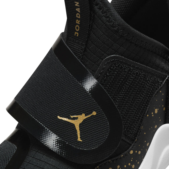 Jordan 23/7 Shoes (Little Kids)