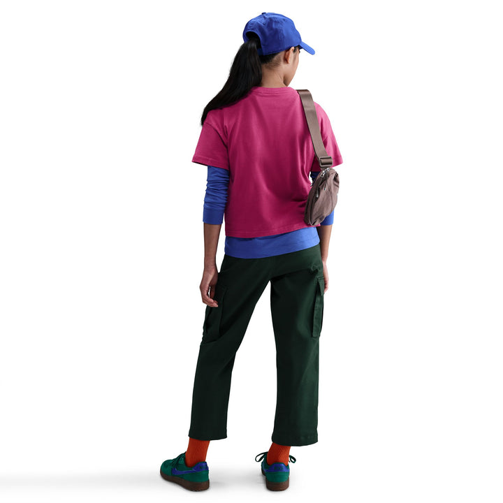 Nike Girls Sportswear Essential Boxy Short Sleeve T-Shirt Sweet Beet (Big Kids)