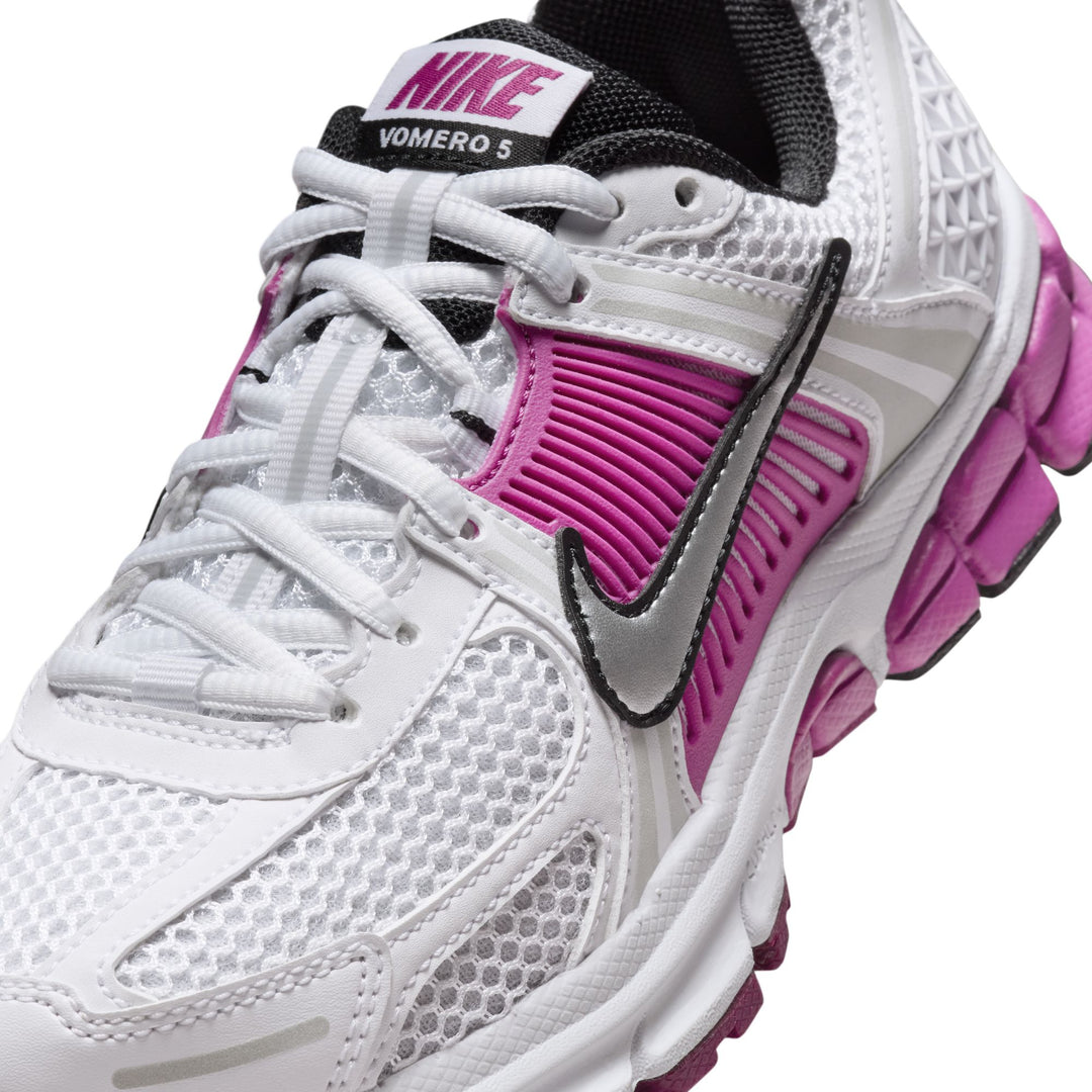 Nike Vomero 5 Shoes (Big Kids)