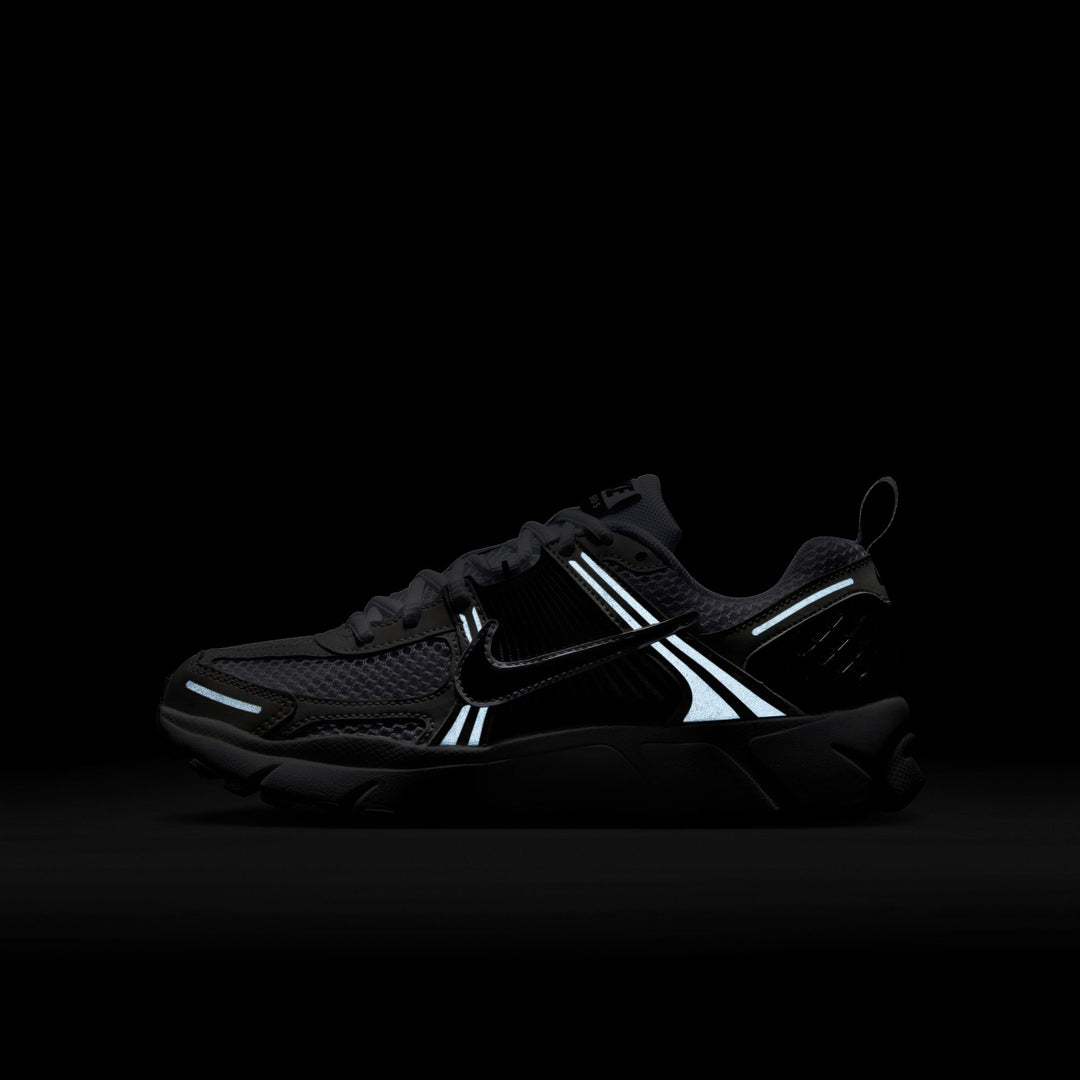 Nike Vomero 5 Shoes (Big Kids)
