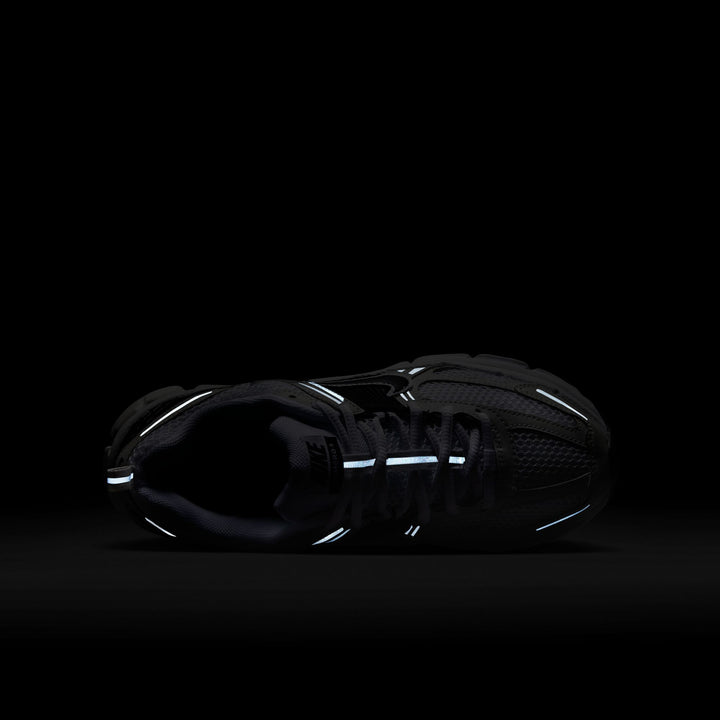 Nike Vomero 5 Shoes (Big Kids)